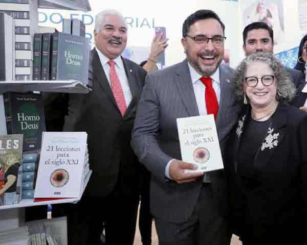 Inaugura IPN la XL Feria Internacional del Libro